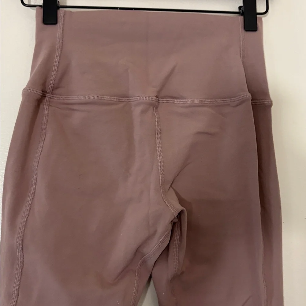 Alo Yoga High-Waist Moto Leggings Ribbed Mesh Paneling Mauve Size Small - Picture 7 of 11